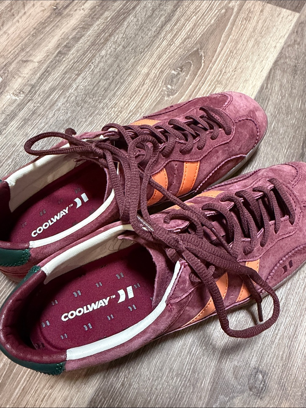 Coolway Burgundy Green Orange Suede Leather Sneakers Men’s Size 9 43 NWOT